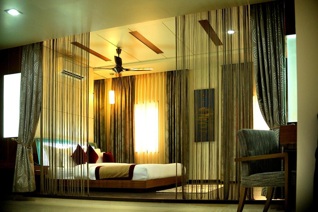 Hotel Fortune Palace Jāmnagar المظهر الخارجي الصورة