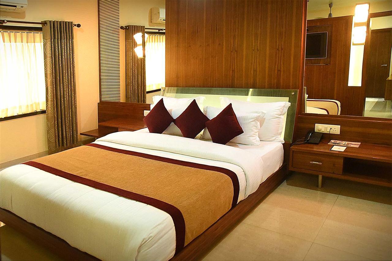 Hotel Fortune Palace Jāmnagar المظهر الخارجي الصورة